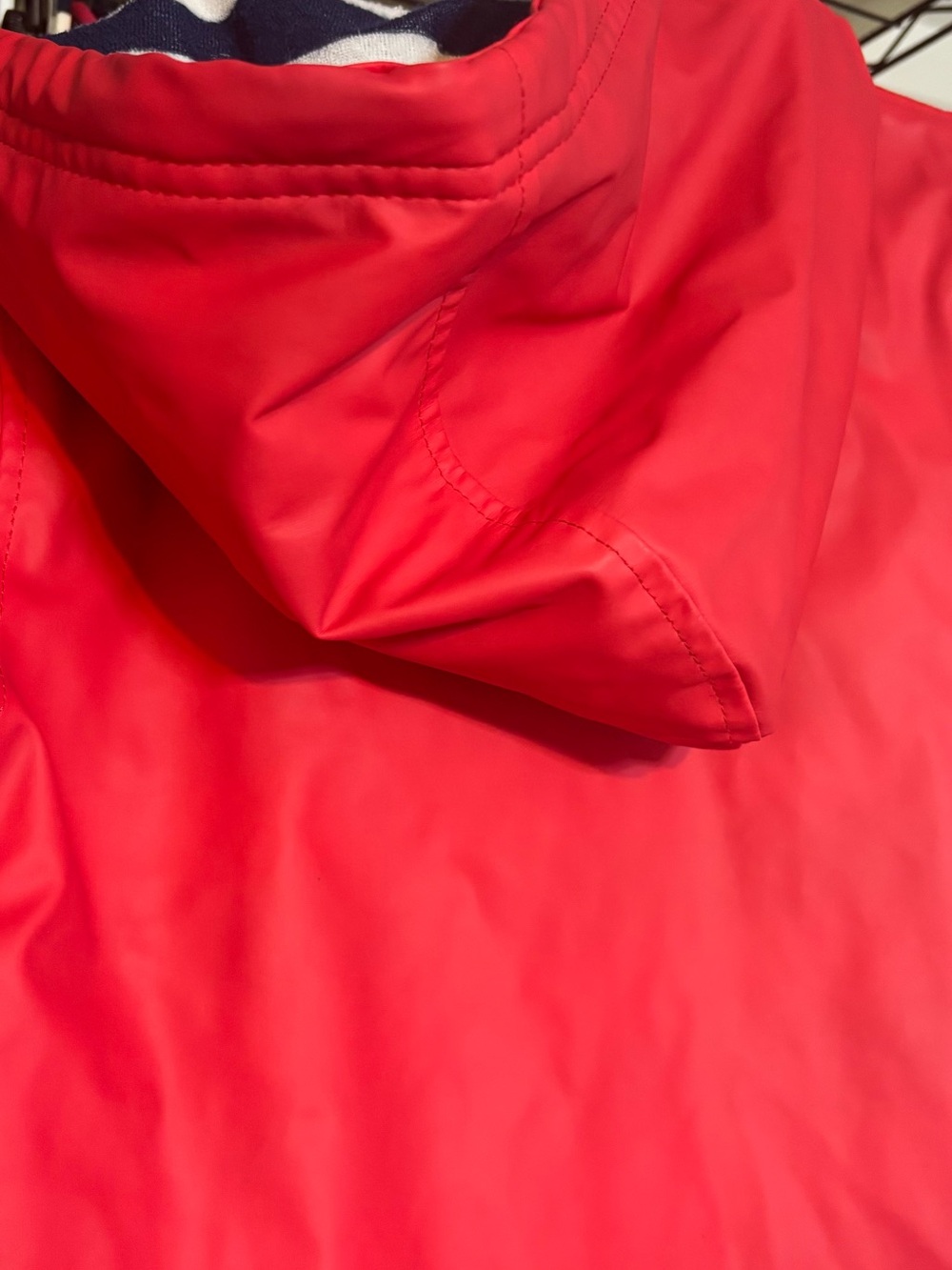 Kids Red Hooded Raincoat Jacket Hatley size 7 - Picture 5 of 8